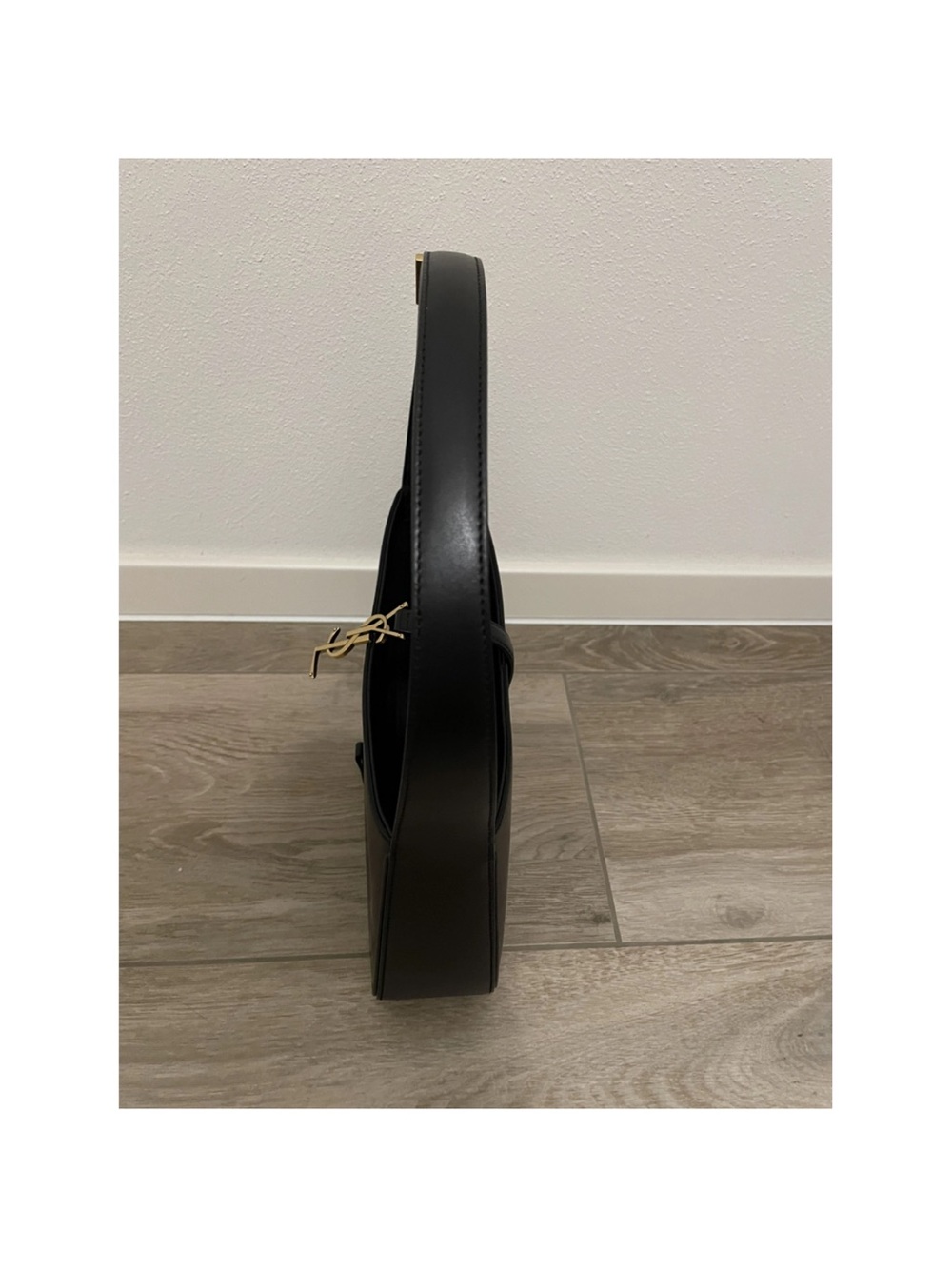 Saint Laurent Le 5 a 7 Black Leather Shoulder Bag with Gold YSL Logo - Picture 7 of 8